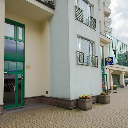 Shortstaypoland Wolnosc Varsovie Extérieur photo
