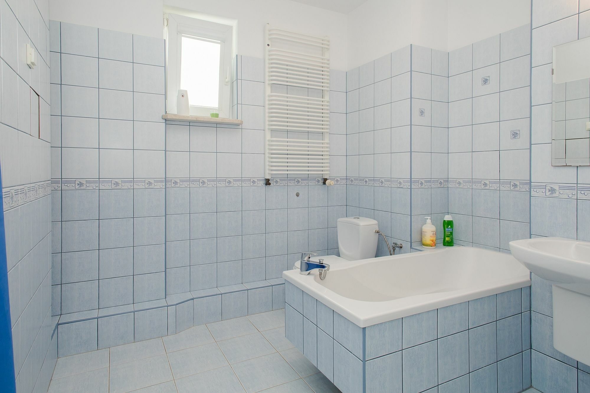 Shortstaypoland Wolnosc Varsovie Extérieur photo