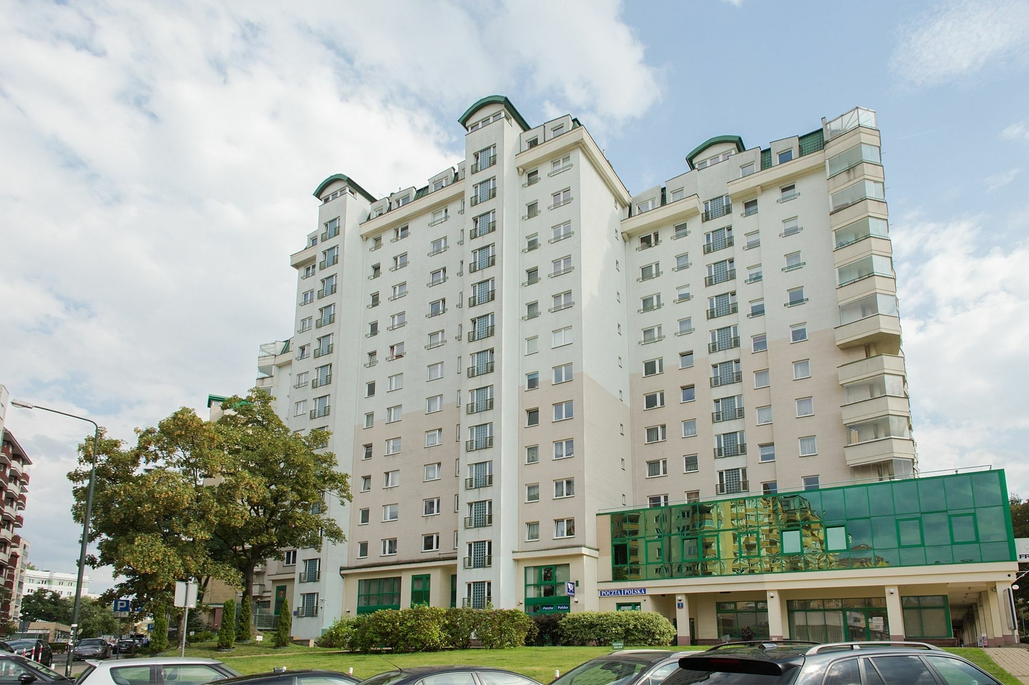Shortstaypoland Wolnosc Varsovie Extérieur photo